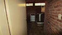 Main Bathroom - 9 square meters of property in Akasia