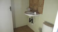 Bathroom 3+ - 5 square meters of property in Vaalmarina