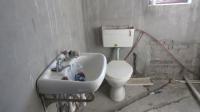 Bathroom 3+ - 17 square meters of property in Pelikan Park