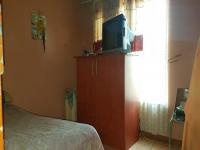 Bed Room 1 - 11 square meters of property in Vereeniging