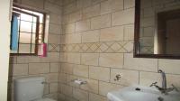 Main Bathroom - 4 square meters of property in Cashan