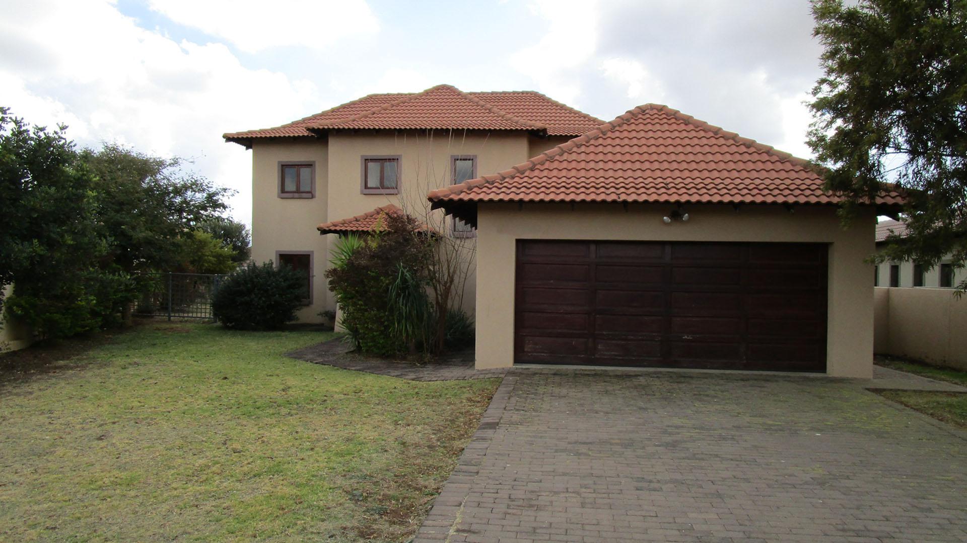 Front View of property in Savannah Country Estate