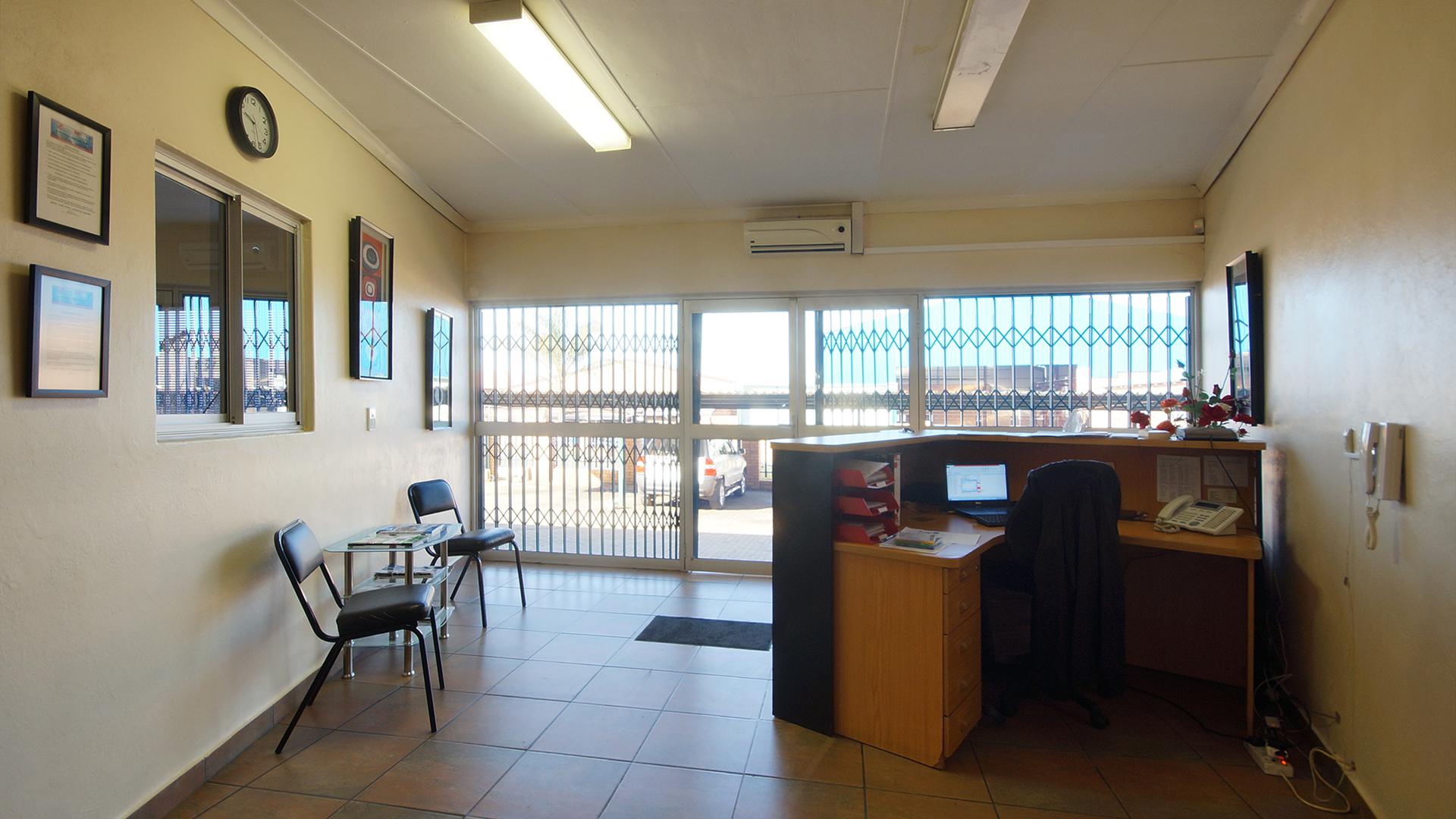 Rooms of property in Emalahleni (Witbank) 