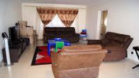 Lounges - 73 square meters of property in Malvern - DBN