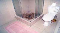 Bathroom 1 - 10 square meters of property in Malvern - DBN