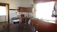 Kitchen - 14 square meters of property in Mapleton