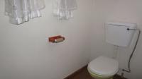 Bathroom 1 - 6 square meters of property in Mapleton