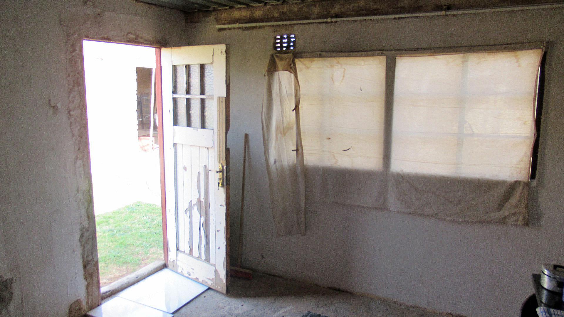 Rooms - 36 square meters of property in Homelake