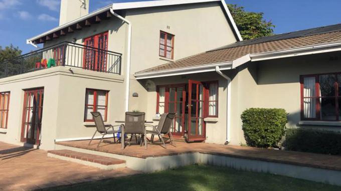4 Bedroom House for Sale For Sale in Sunninghill - Private Sale - MR216712
