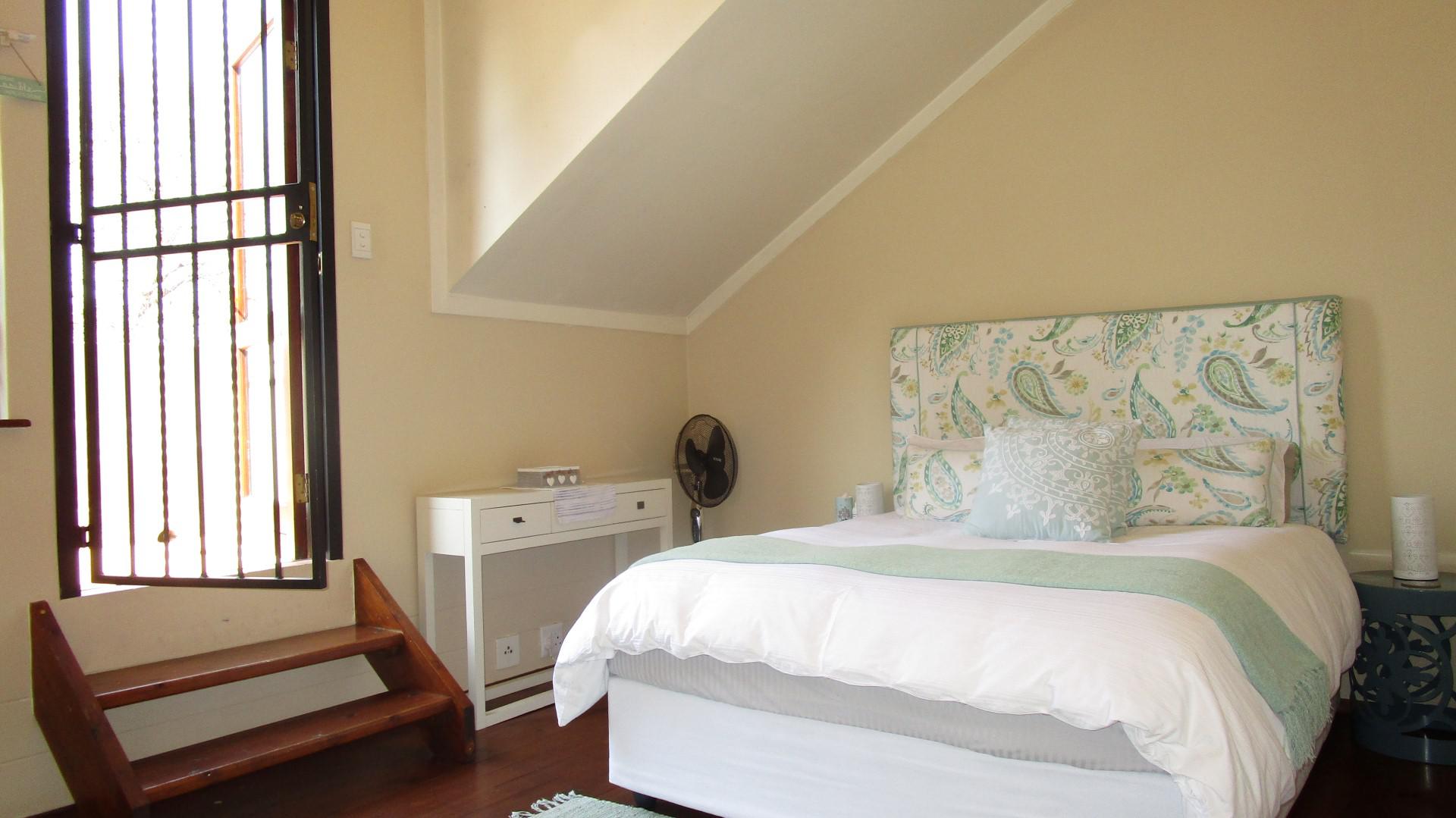 Spaces - 26 square meters of property in Paulshof