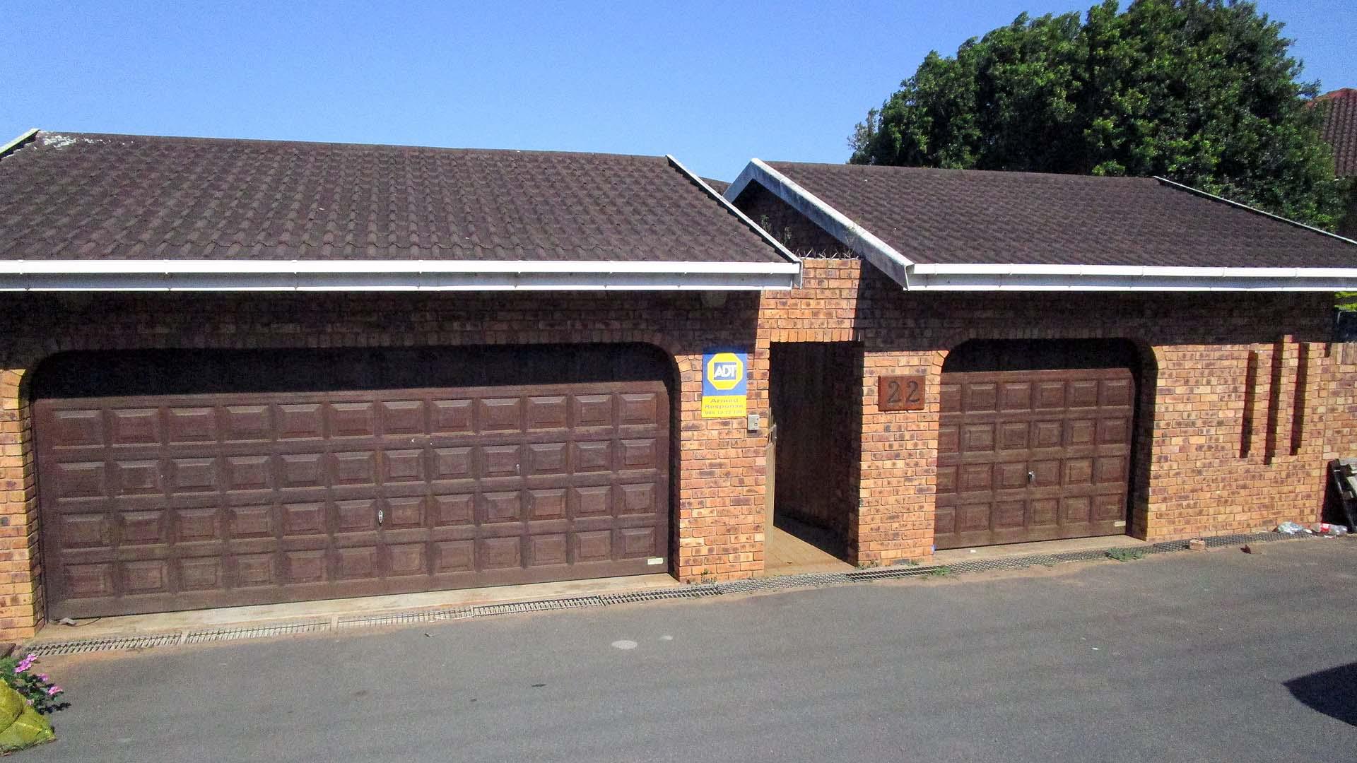 Front View of property in Umhlanga Rocks