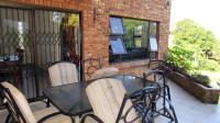 Patio - 8 square meters of property in Umhlanga Rocks