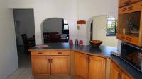 Kitchen - 16 square meters of property in Umhlanga Rocks