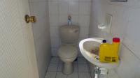 Guest Toilet - 3 square meters of property in Umhlanga Rocks