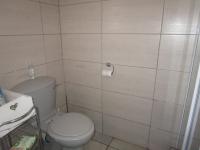 Bathroom 1 - 6 square meters of property in Vanderbijlpark