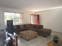 Lounges - 24 square meters of property in Vanderbijlpark