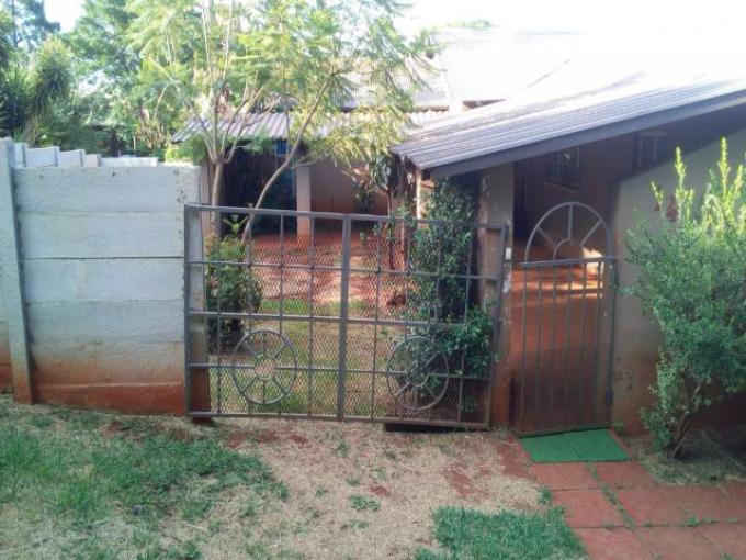 Standard Bank EasySell 3 Bedroom House for Sale in Newcastle - MR218934