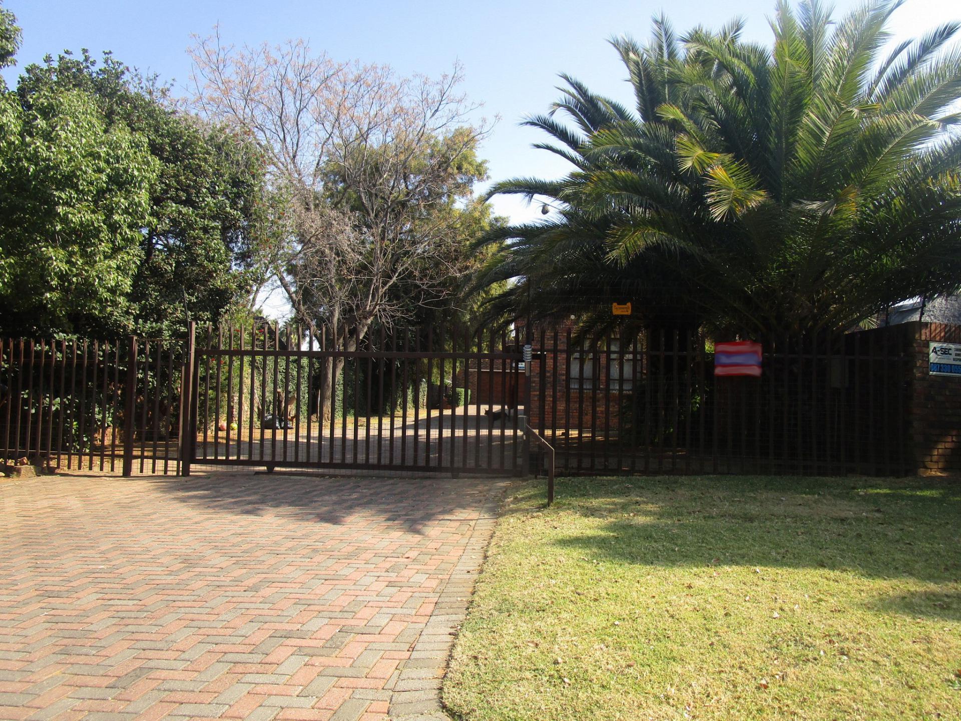 Front View of property in Vanderbijlpark