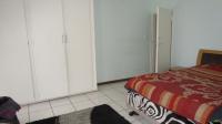 Main Bedroom - 26 square meters of property in Strubenvale