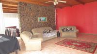 Lounges - 101 square meters of property in Strubenvale