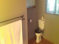 Bathroom 1 - 12 square meters of property in Kingsburgh