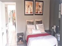 Bed Room 1 - 14 square meters of property in Kingsburgh
