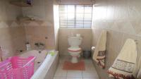 Bathroom 1 - 7 square meters of property in Westwood AH