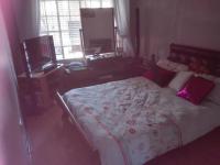 Bed Room 1 - 11 square meters of property in Westwood AH