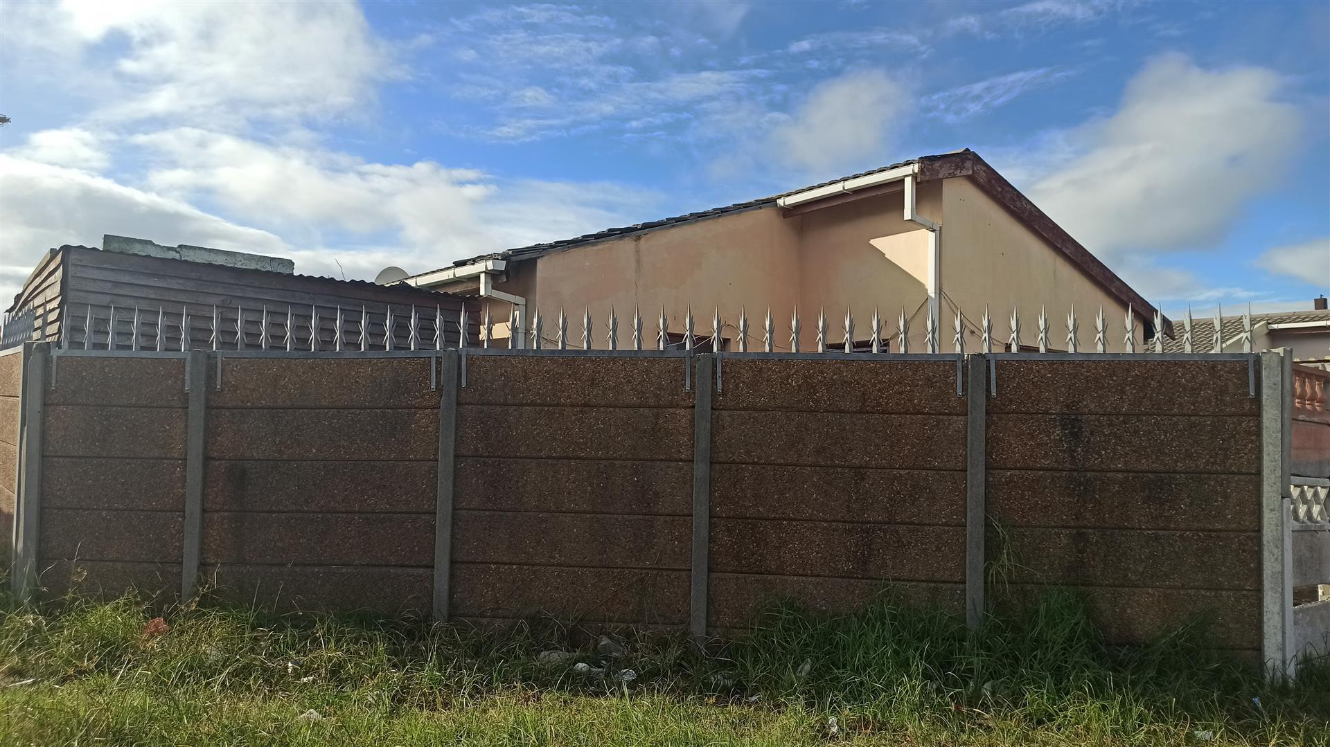 Front View of property in Wetton