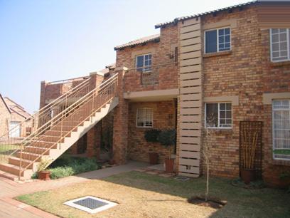 2 Bedroom Simplex for Sale For Sale in Mooikloof Ridge - Private Sale - MR22142