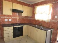 Kitchen - 10 square meters of property in Bedworth Park