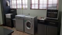 Kitchen - 14 square meters of property in Greenstone Hill