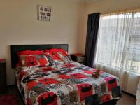 Bed Room 1 - 8 square meters of property in Dawn Park