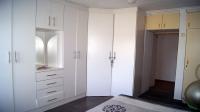Bed Room 2 - 33 square meters of property in Cliffdale