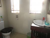 Bathroom 1 - 5 square meters of property in Three Rivers