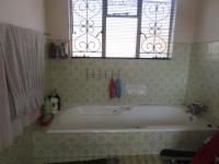 Main Bathroom - 10 square meters of property in Three Rivers