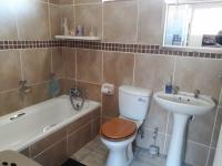 Main Bathroom - 6 square meters of property in Glen Marais
