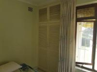Bed Room 1 - 17 square meters of property in Uvongo