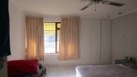 Main Bedroom - 31 square meters of property in Uvongo
