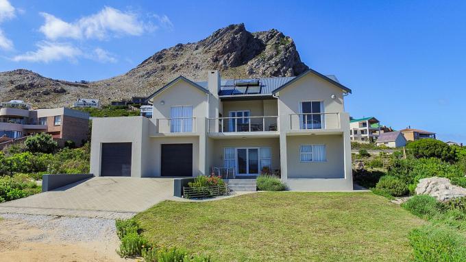 4 Bedroom House for Sale For Sale in Rooi-Els - Private Sale - MR223264