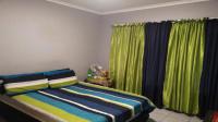 Bed Room 1 - 12 square meters of property in Geelhoutpark