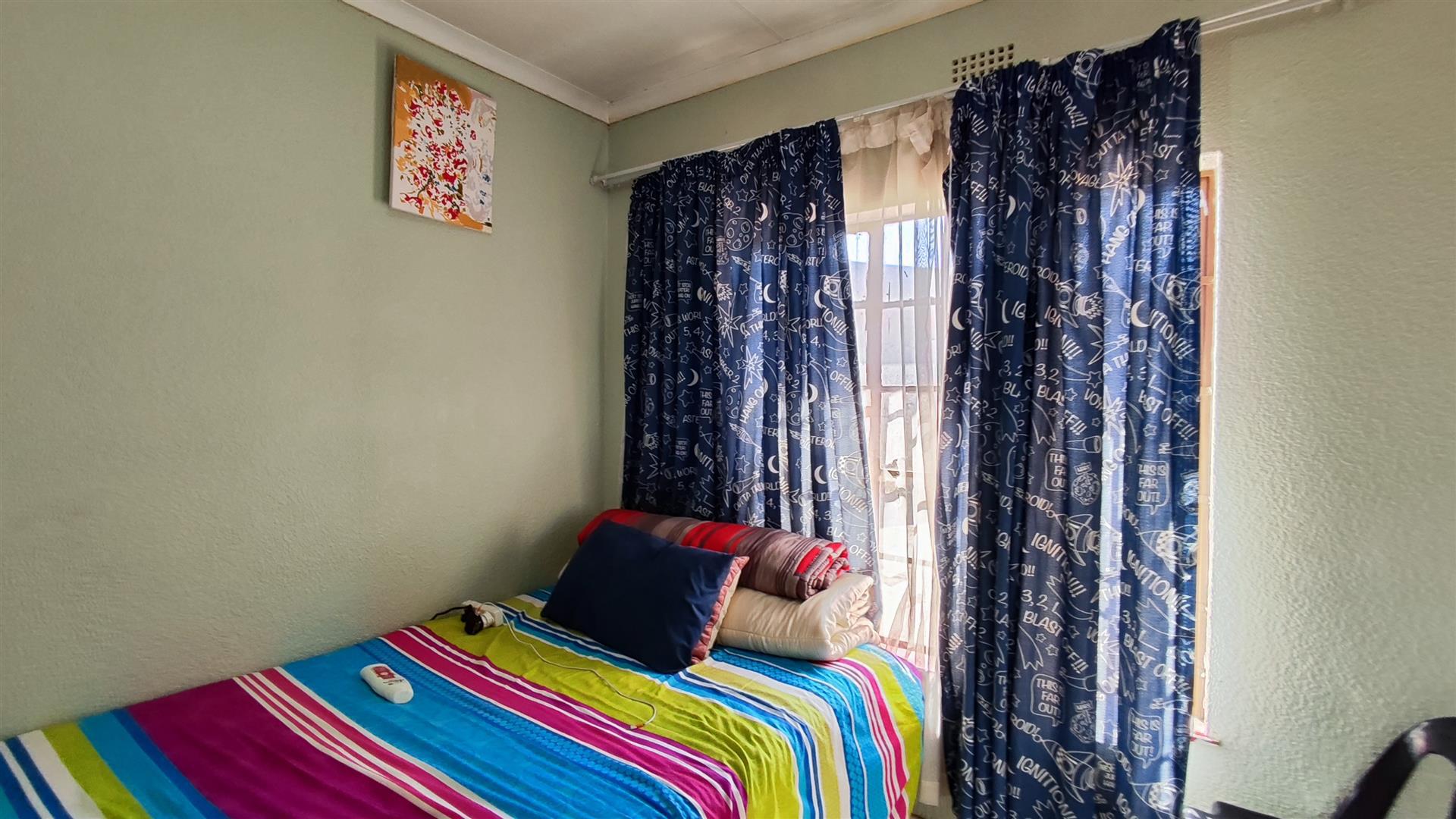 Bed Room 2 - 43 square meters of property in Birchleigh North