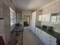 Kitchen of property in Birchleigh North
