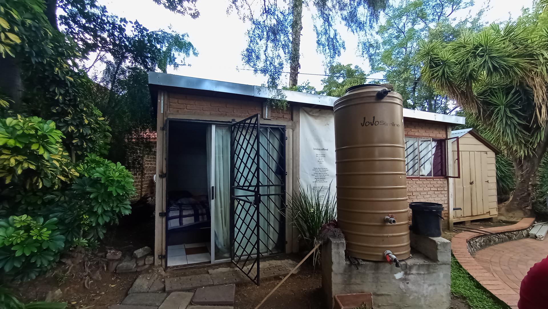 Front View of property in Bloubosrand