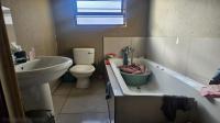Bathroom 1 of property in Vosloorus