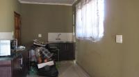Kitchen - 9 square meters of property in Vosloorus