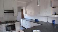 Kitchen - 25 square meters of property in Arcon Park