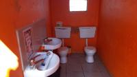 Bathroom 1 - 10 square meters of property in Bram Fischerville