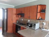 Kitchen - 11 square meters of property in Castleview