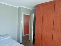 Main Bedroom - 16 square meters of property in Castleview